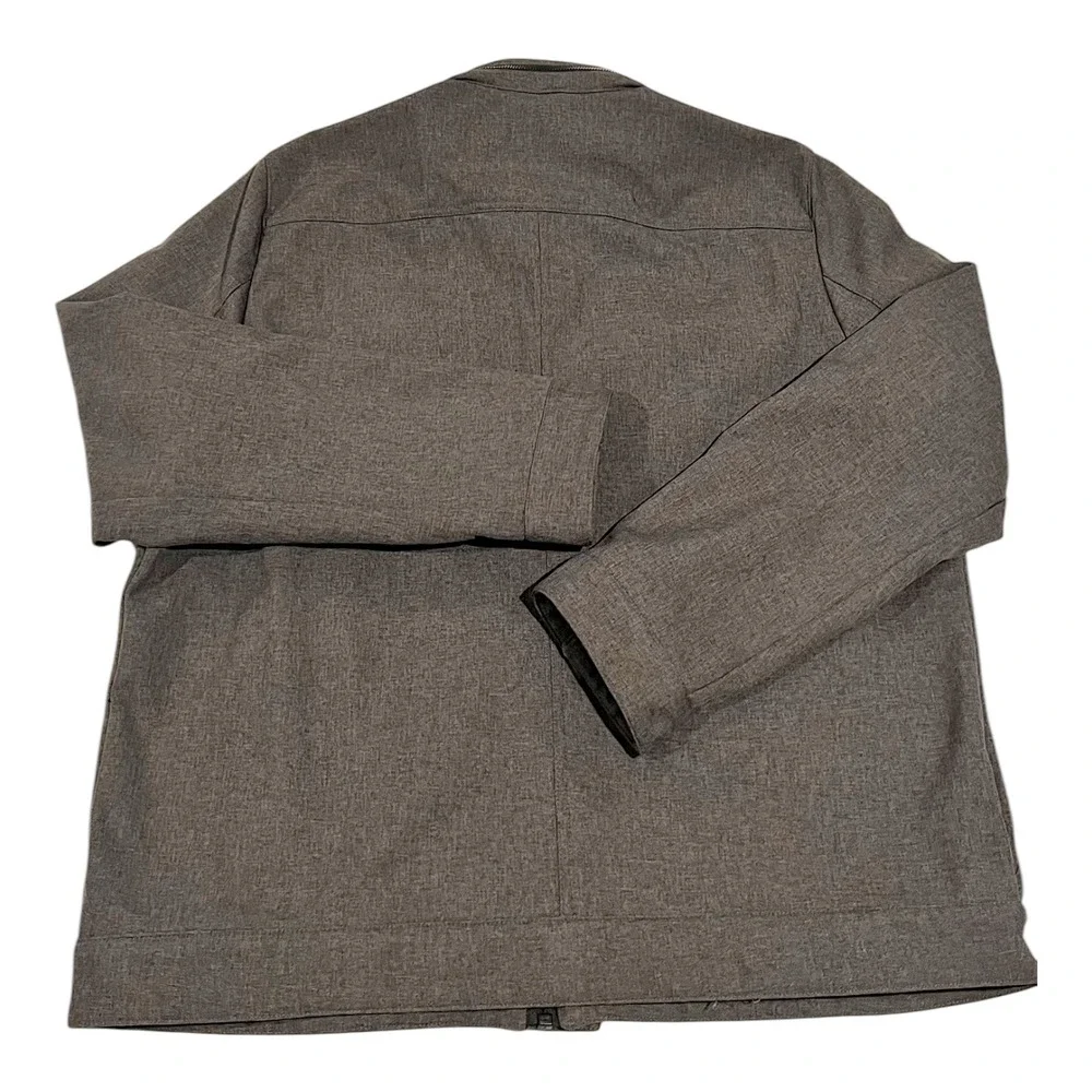 Levis great hood